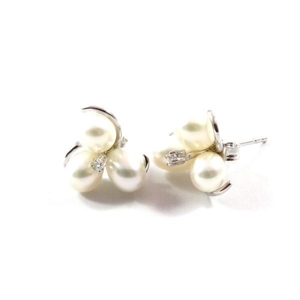 White Freshwater Cultured Pearl Stud Earrings with Sterling Silver 5.5-6.0mm
