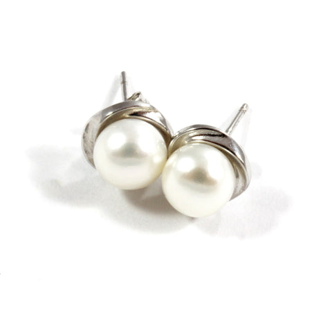 White Freshwater Cultured Pearl Stud Earrings with Sterling Silver 7.5-8.0mm