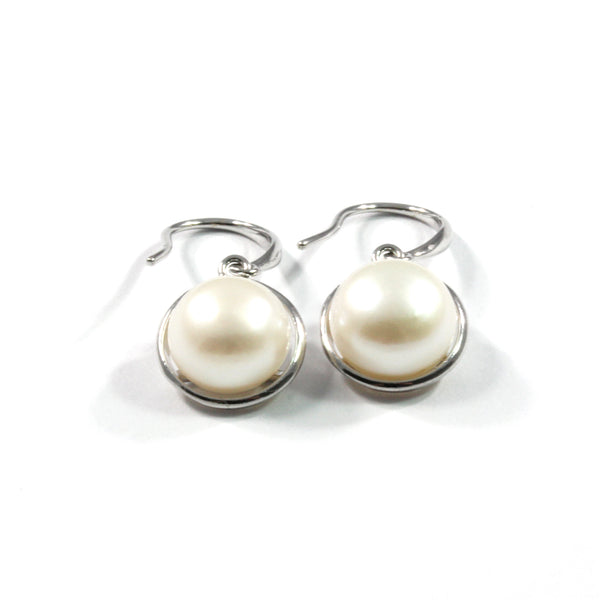 White Freshwater Cultured Pearl with Sterling Silver 9.0-9.5mm