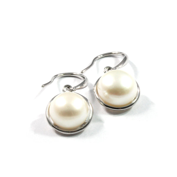 White Freshwater Cultured Pearl with Sterling Silver 9.0-9.5mm